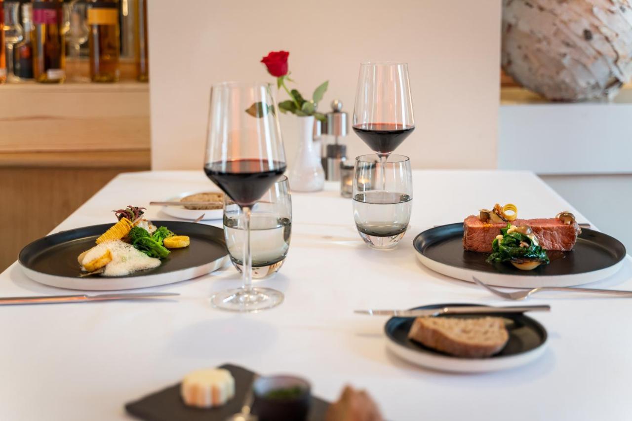 Hotel Roessli Gourmet & Spa ヴェークギス エクステリア 写真